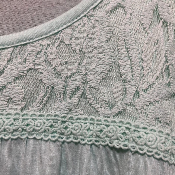 Ladies Hi/Lo Lauren Conrad Top - Picture 5 of 14